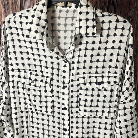 Alythea 3/4 Blouse - Picture 3 of 8